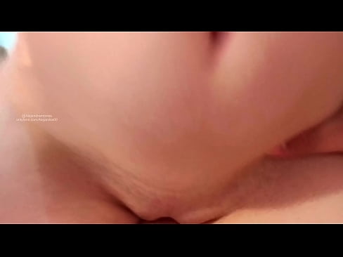 ❤️ Natutulog sa kwarto ni ate at ayun nagising ako ❤️ Sex video sa amin ❤