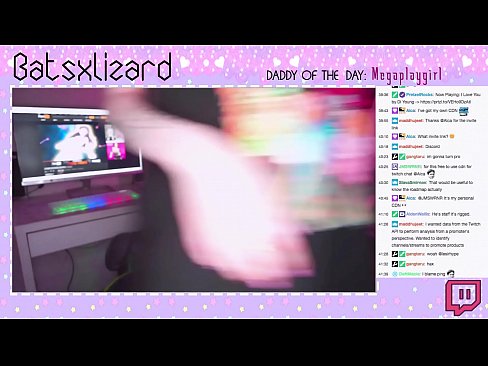 ❤️ NAKALIMUTAN NG GAMER NA I-OFF ANG STREAM AT NAGSQUIRTED LIVE ON AIR ❤️ Sex video sa amin ❤